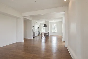 Floor plan 301