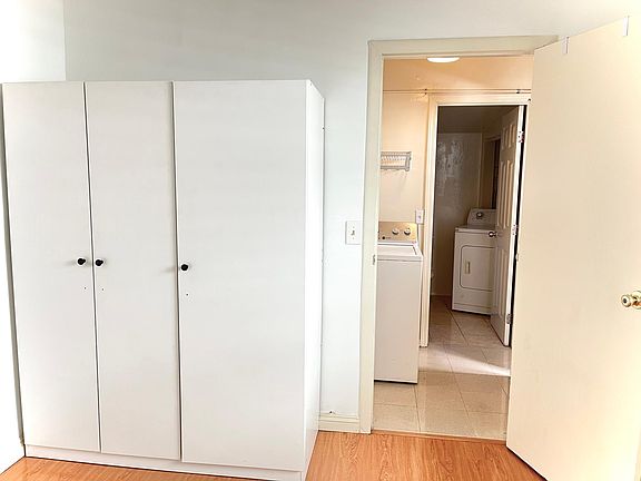 5th image of 2412 Birkdale St