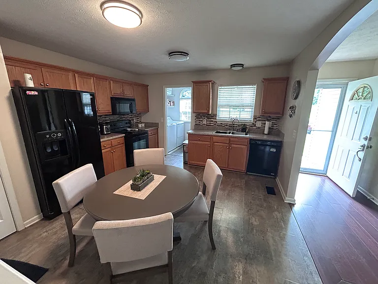 1030 Woodland Dr — Photo 13
