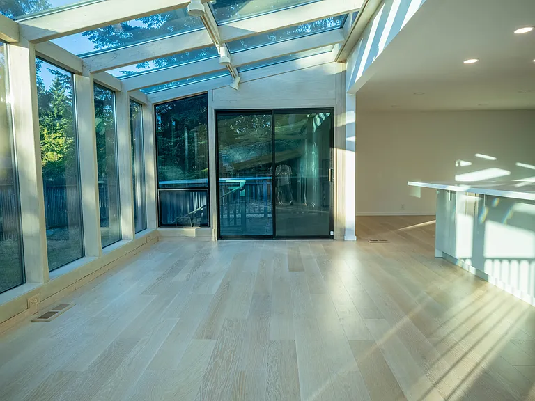Dinning Room adjacent to back patio deck