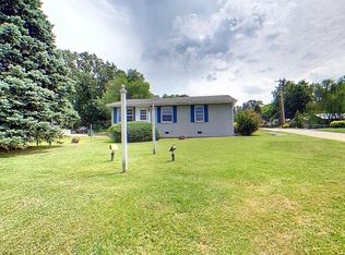 846 W Lamar Alexander Pkwy, Maryville, TN 37801
