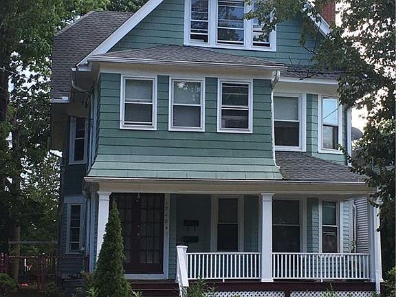 2nd image of 1942 Chapel St