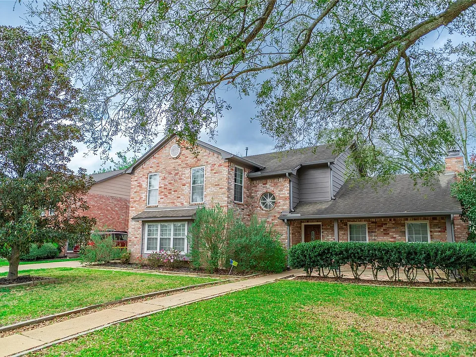 18310 Spellbrook Dr