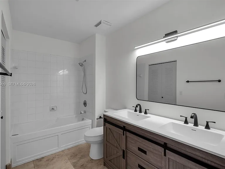 520 SE 5th Ave #1707 — Photo 15