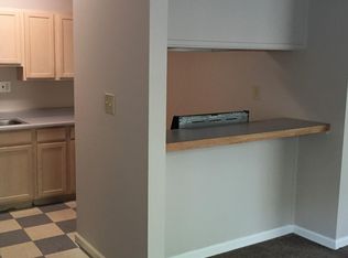 1605 N Willow Rd, Urbana, IL 61801