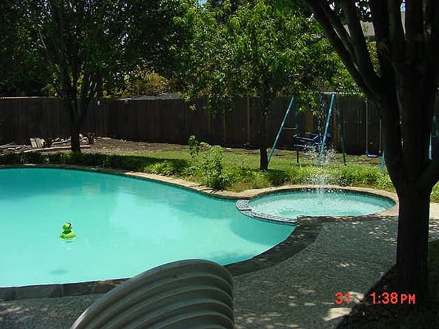 1st image of 903 Clover Hill Ln