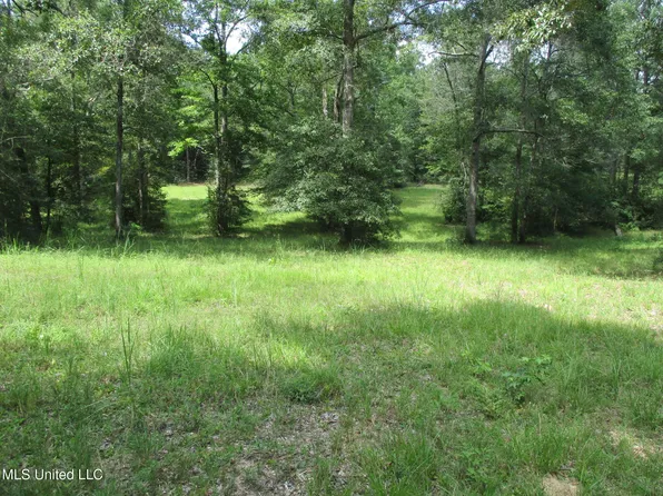 Park Pl, McComb, MS 39648
