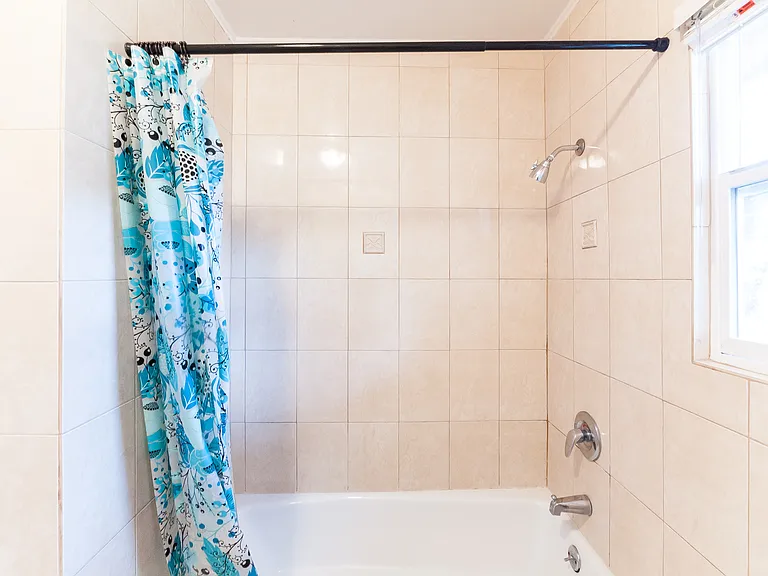 5955 S La Tijera Blvd — Photo 16