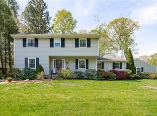 201 Millbrook Rd, North Haven, CT 06473