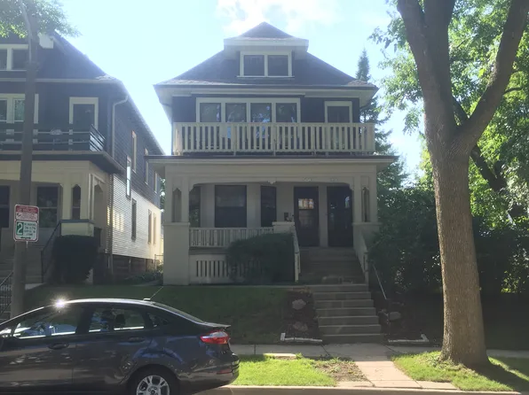 3433 N Bartlett Ave, Milwaukee, WI 53211