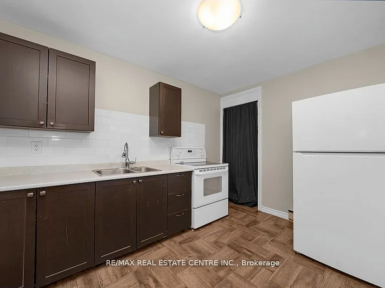 5 Ontario St #2 — Photo 3