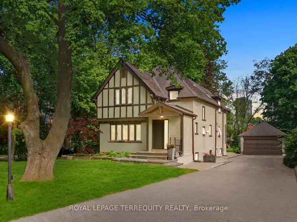 65 Burnhamthorpe Cres, Toronto, ON M9A 1G6