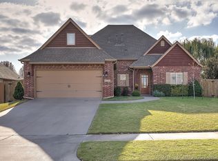 3328 S 207th East Ave, Broken Arrow, OK 74014