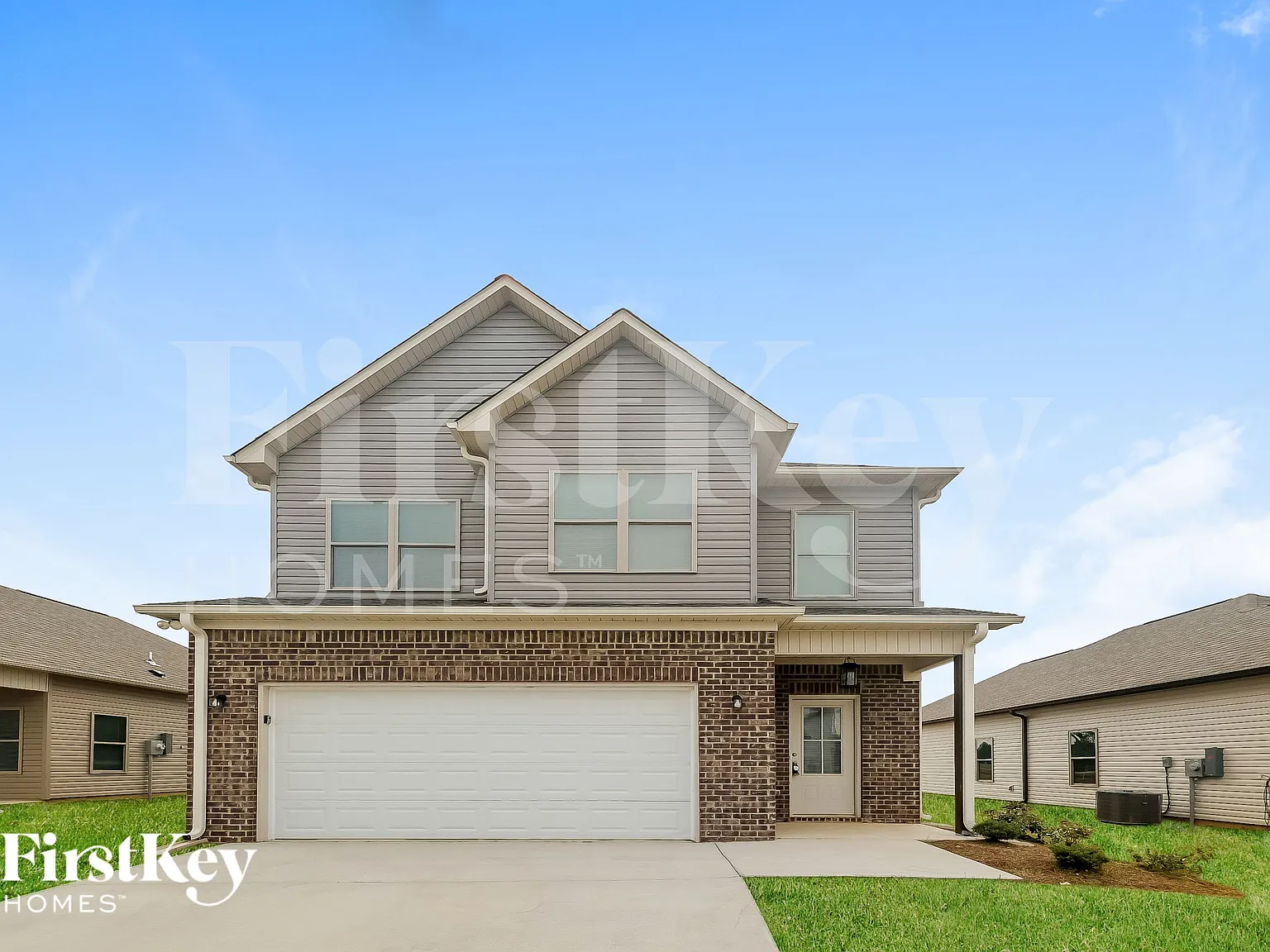 4 bed, 2.5 bath, 1601 sqft, $1,300 — Photo 1