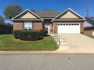 210 New Hampshire Ct, Mocksville, NC 27028