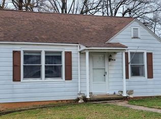 913 Highland Rdg, Martinsville, VA 24112