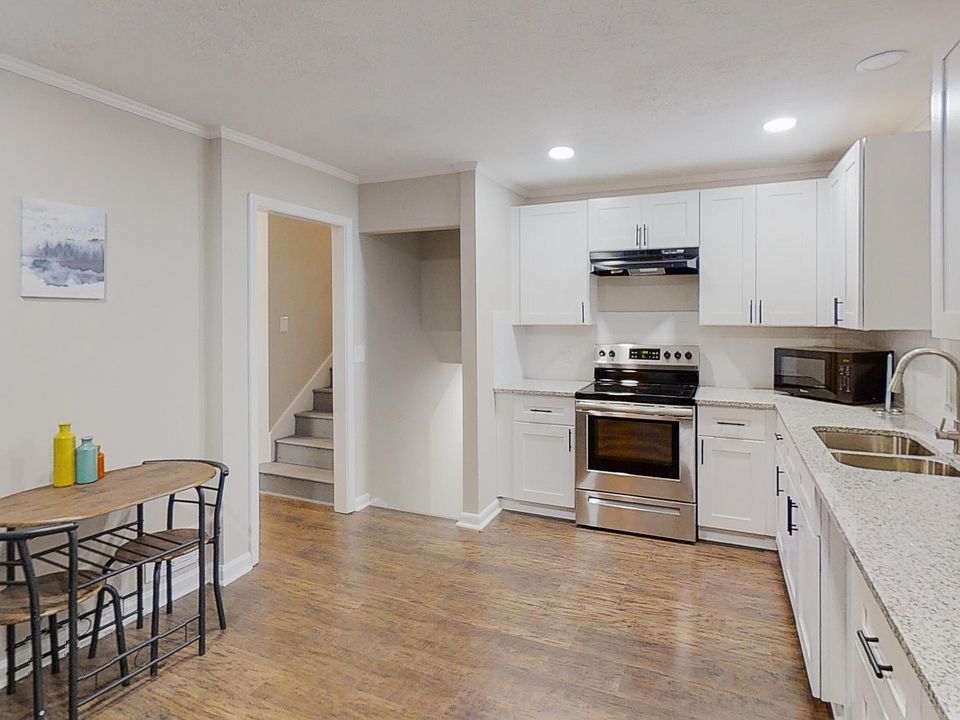1st image of 261 Bellwood Ln #12840576
