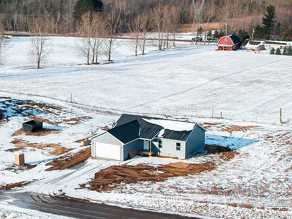 3rd image of 5396 Revella Ln