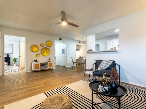 9400 Stagecoach Rd #10-11
