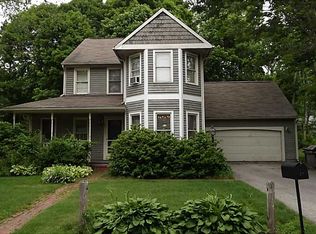 25 Roberts Ct, Kingston, RI 02881