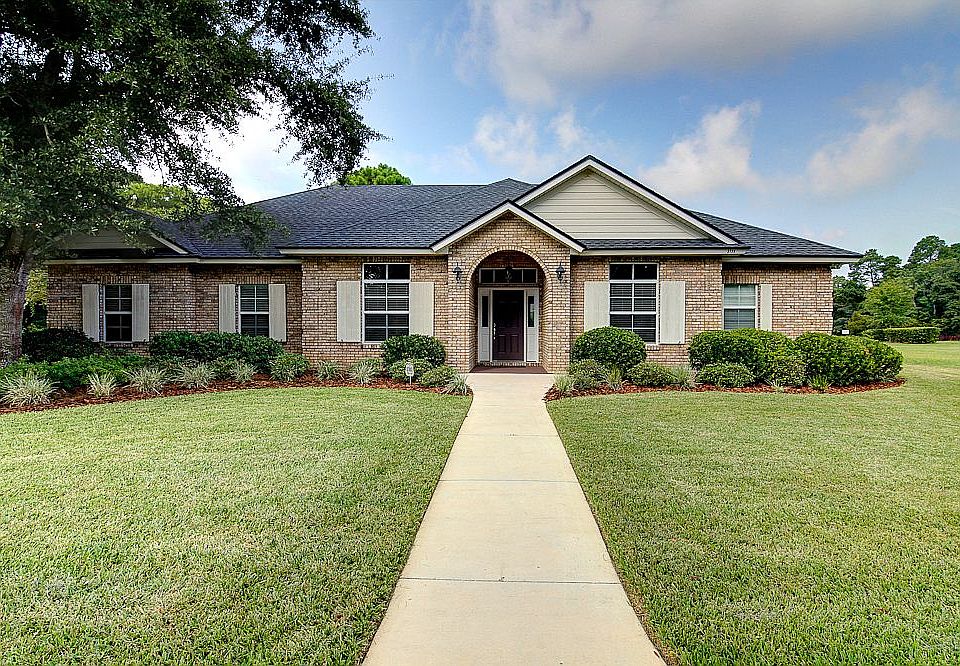 Wonderful full brick home
