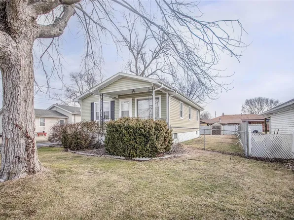 105 Abbott St, Bethalto, IL 62010