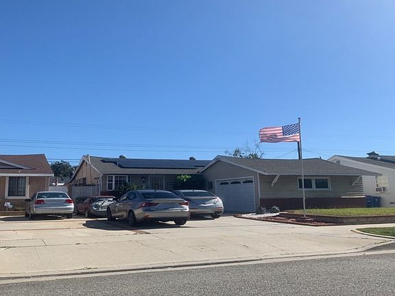 3rd image of 20732 Norwalk Blvd