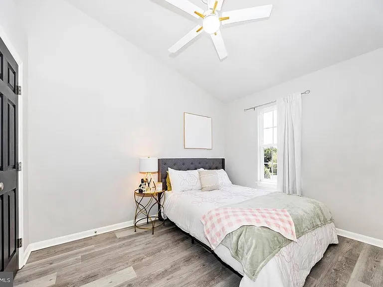 2250 Wetherburne Way — Photo 9