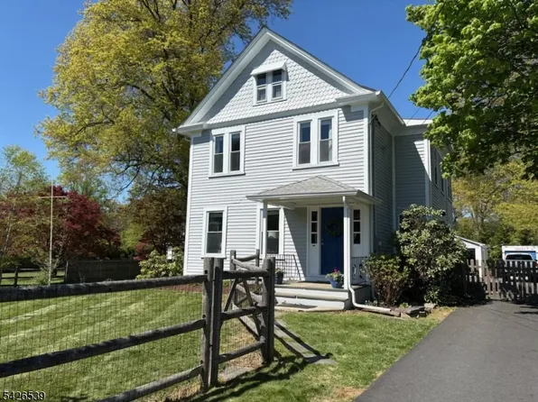 201 Mountain Ave, North Caldwell Boro, NJ 07006