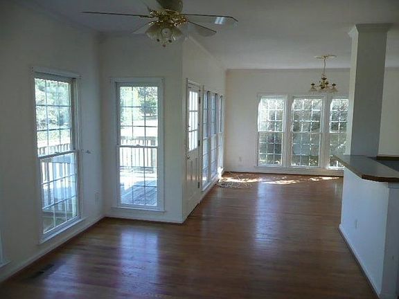 5th image of 3701 Laurel Brook Ct