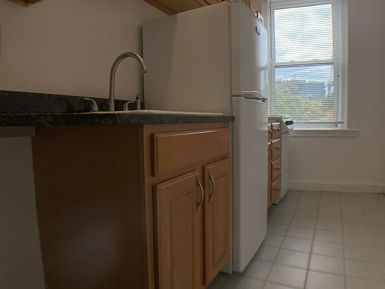 235 Park Dr #91 — Photo 6