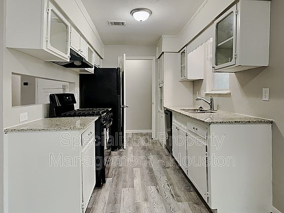 4th image of 24534 Red Deer Dr
