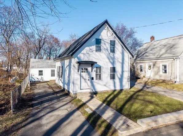 12 Franklin St, Weymouth, MA 02188