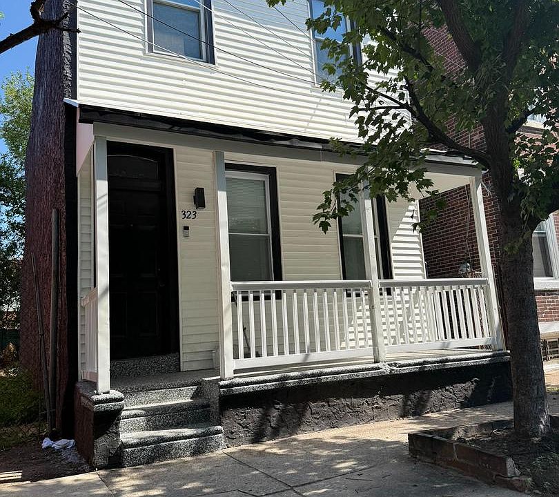 1st image of 323 Chestnut St