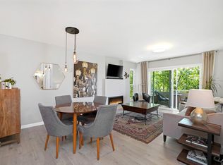 377 Palm Ave APT 201, Oakland, CA 94610
