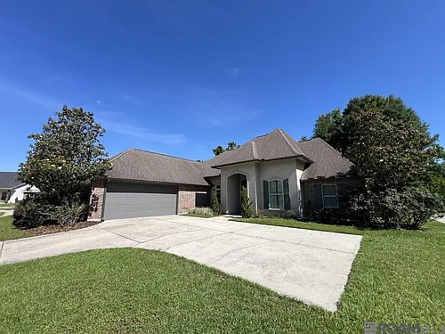 2913 Country Lake Dr Photo 1 2913 Country Lake Dr Photo 1