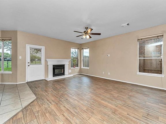 4th image of 4638 Forest Home Dr
