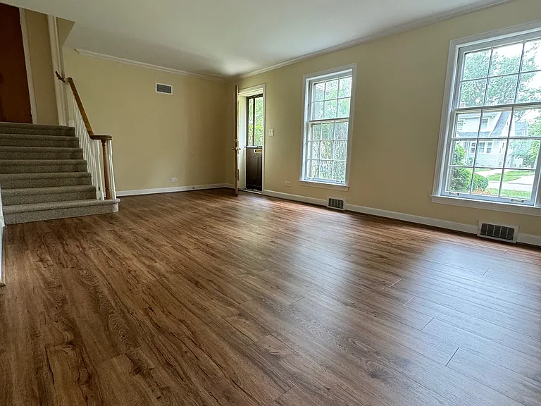 915 S Washington Ave — Photo 19