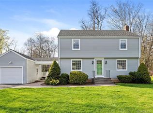 39 Woodmont Rd, West Hartford, CT 06117