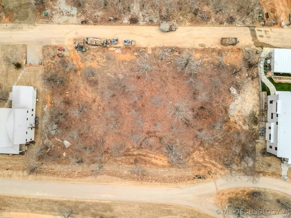 110 Ridgeline Rd, Eufaula, OK 74432