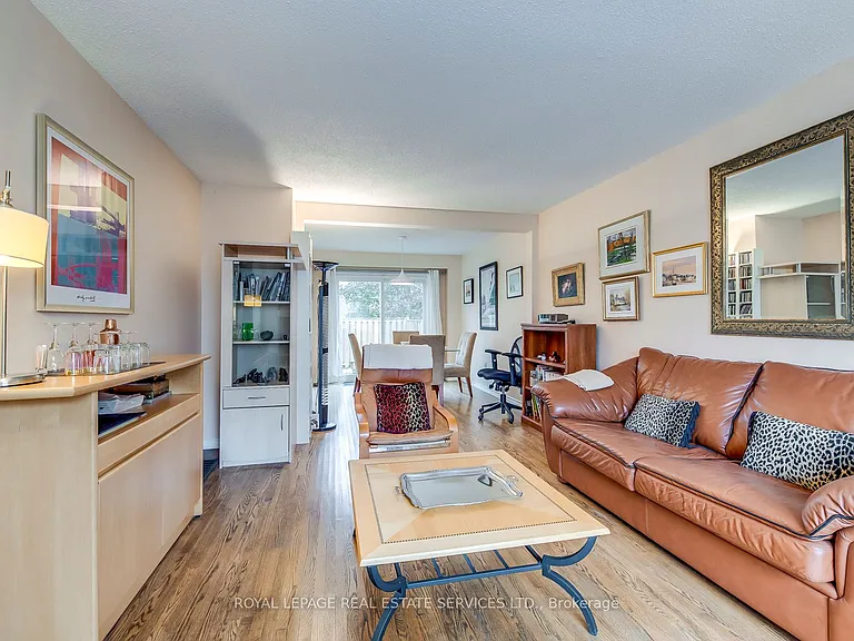 1055 Shawnmarr Rd #202 — Photo 9
