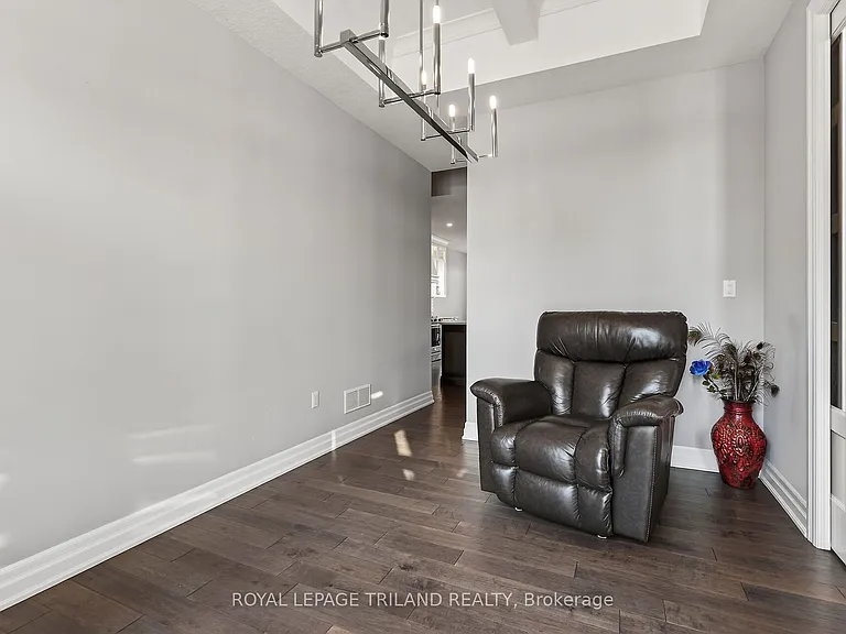 9861 Glendon Dr #218 — Photo 20