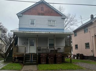 320 McConnell St #1, Grove City, PA 16127