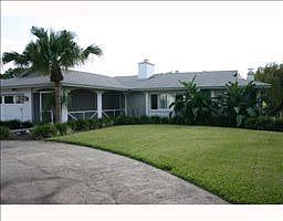 5th image of 3039 Lake Saxon Dr