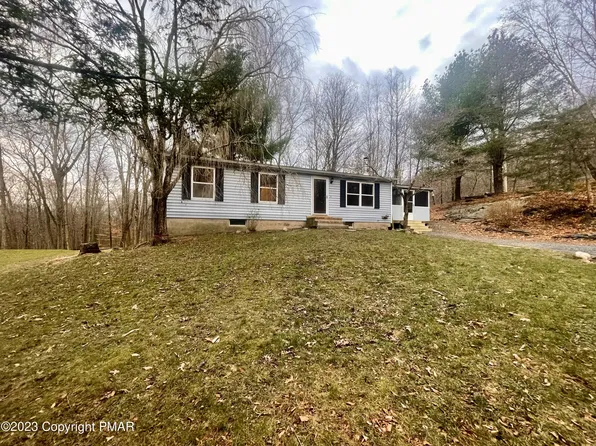 153 Pomolae Dr, Dingmans Ferry, PA 18328