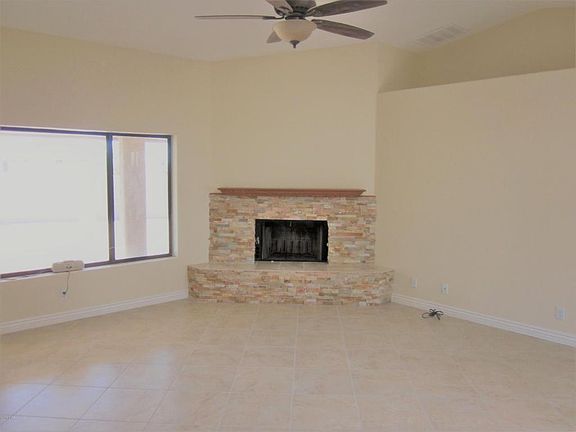 5th image of 3854 Bear Dr