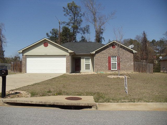 1st image of 5823 Glenmere Dr