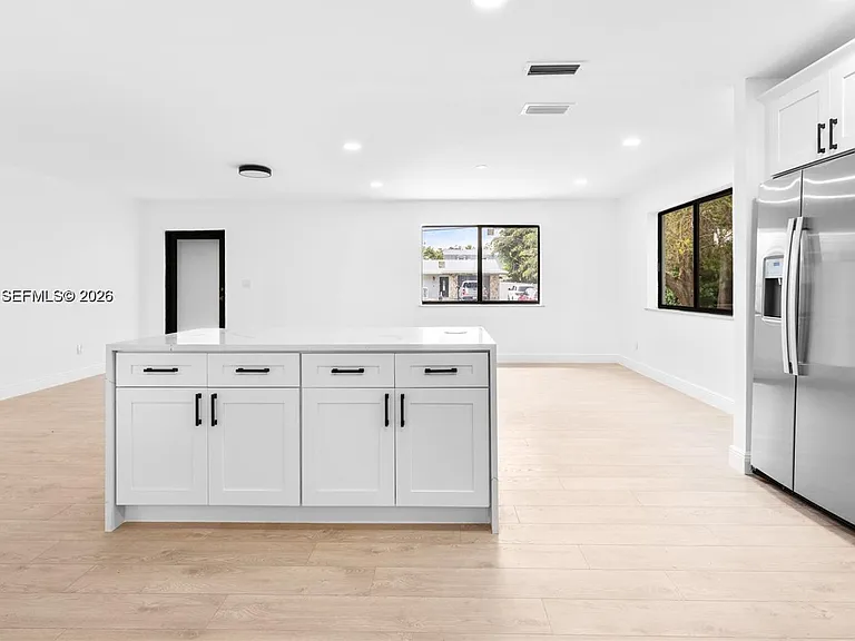 14171 SW 37th Ct — Photo 4