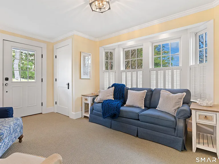 218 Totoket Rd — Photo 23