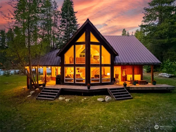 2102 Chiwawa Court, Leavenworth, WA 98826